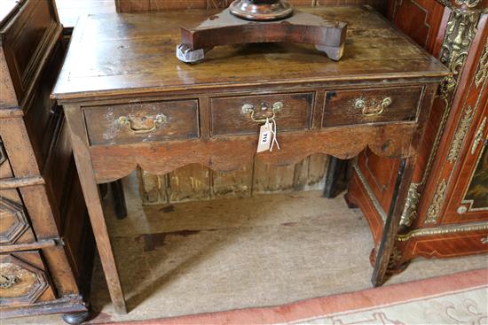 Oak lowboy, 18th century